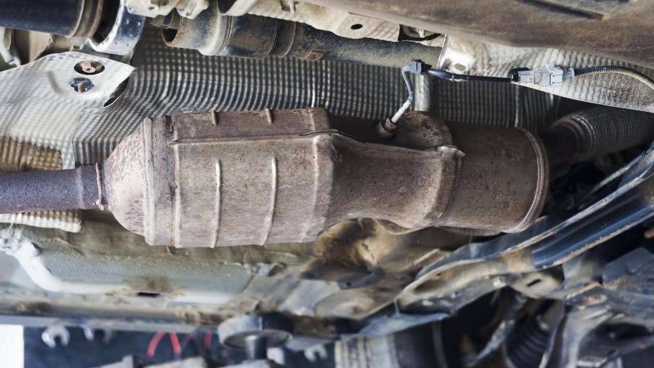 DPF filter fitted to a car